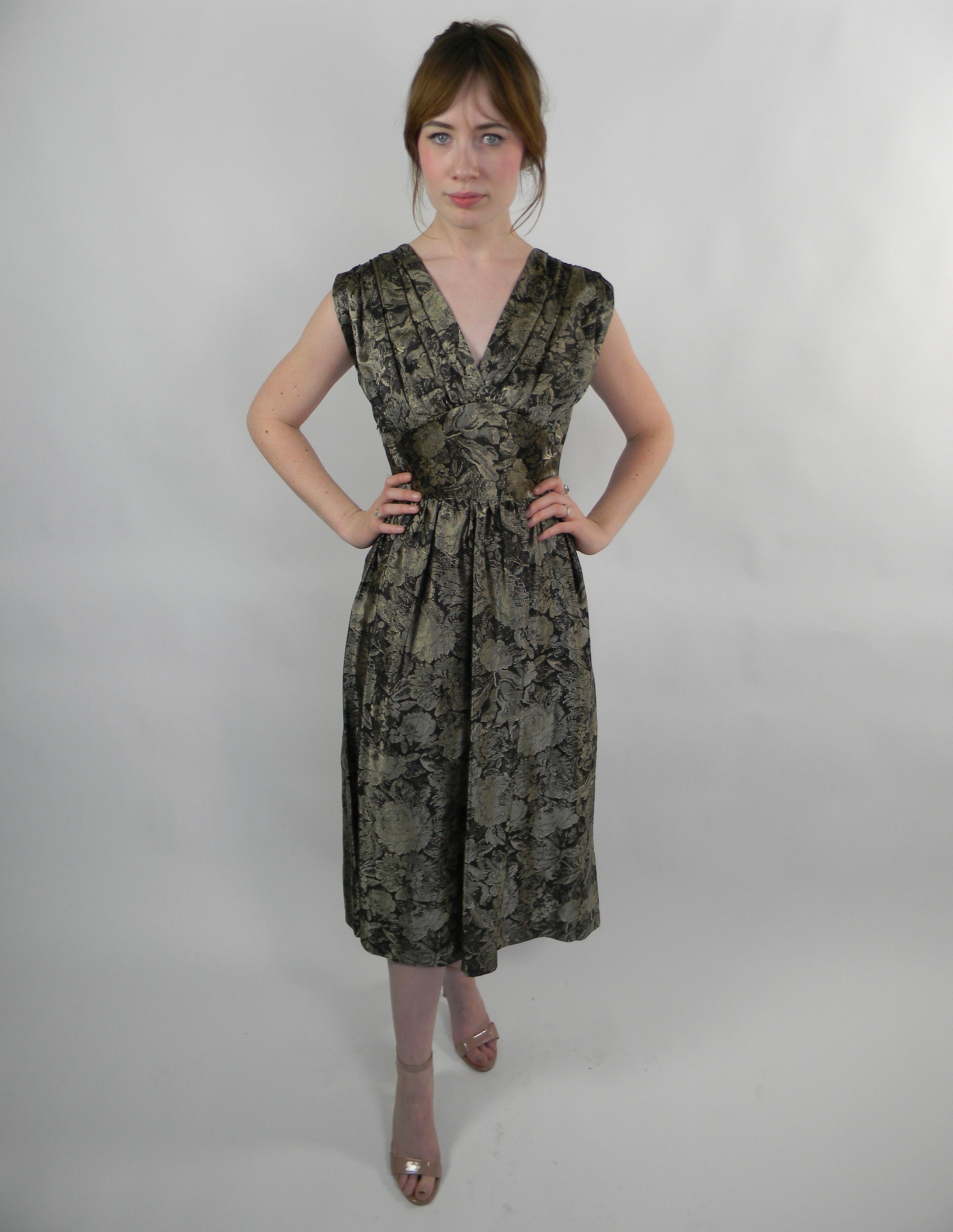 wrap dress small bust