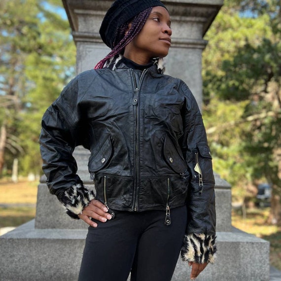 1980s Black Leather Jacket | Large | Vintage VTG