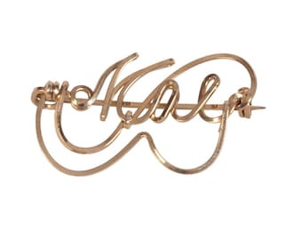 1940s &quot;Mae&quot; Pin | Gold Tone | Name Pin | Vintage