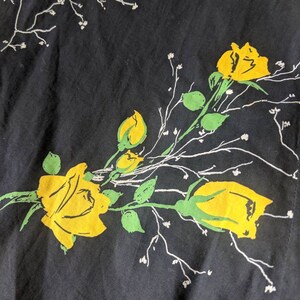 1950s Black Dress with Yellow Rose Print Flowers Size Small Bust 32 Waist 26-27 Cotton Rockabilly Pin Up Vintage VTG image 5