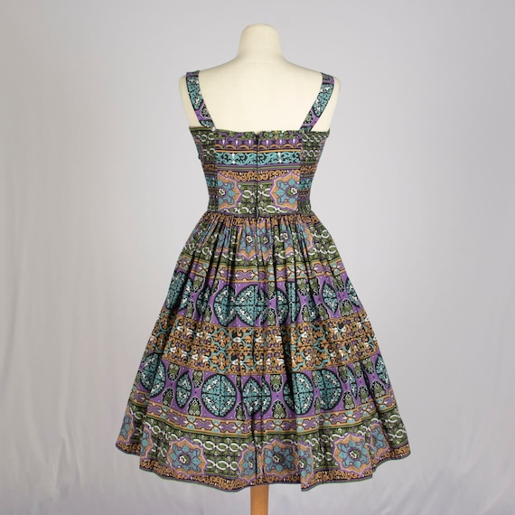 50s Turkish Kilim Pattern Dress | Bust 34 | Waist… - image 2