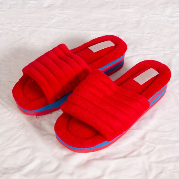 1960s Red Fuzzy Slides | Platform Shoes | Size 7-… - image 2