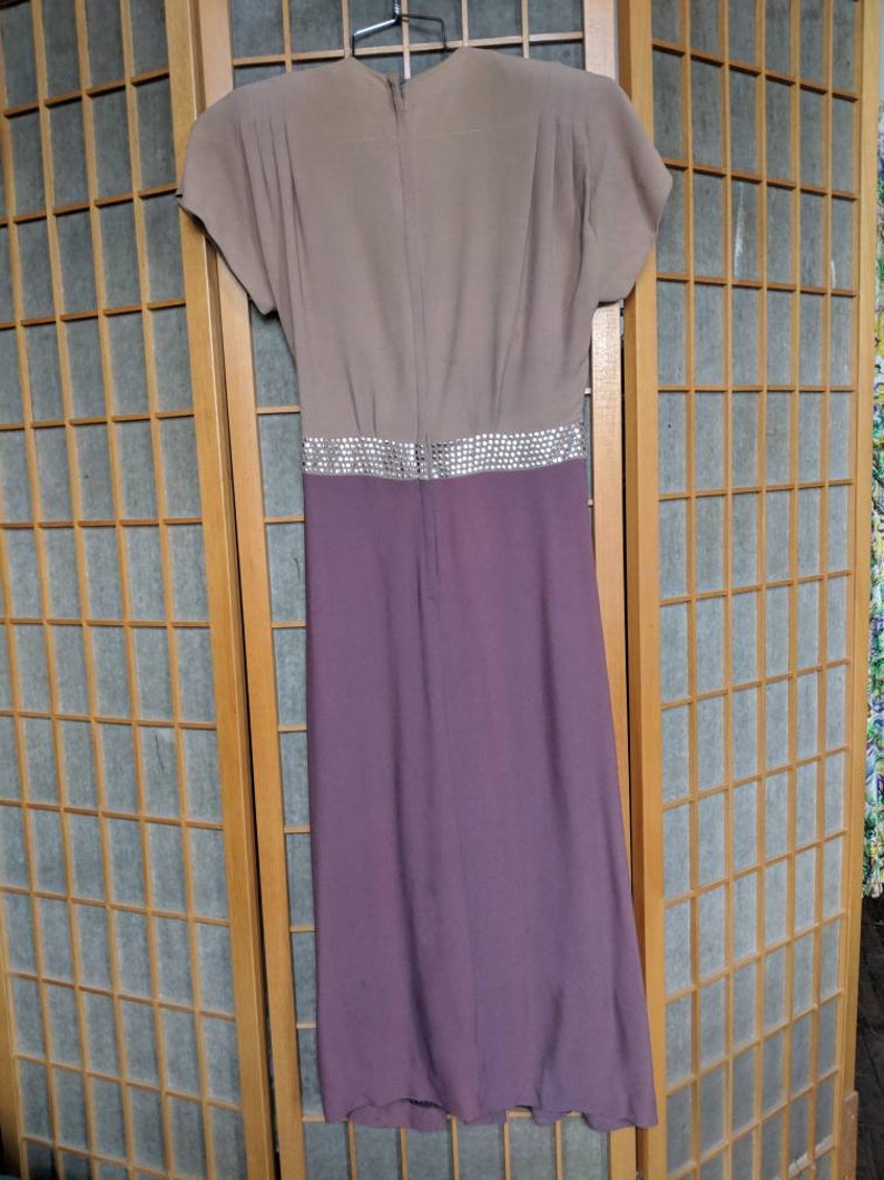 Size Small Vintage Wounded Bust 38 1940s Studded Two Tone Rayon Crepe Dress Waist 26-27