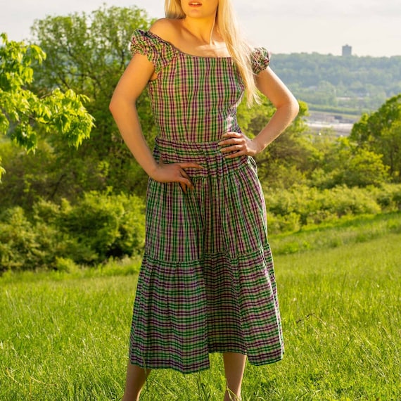 40s Green Purple Plaid off the Shoulder Dress Modern Size Small Bust 36  Waist-30 VTG Vintage 