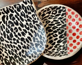 Cat dish set with leopard and salmon dots pattern handmade pottery