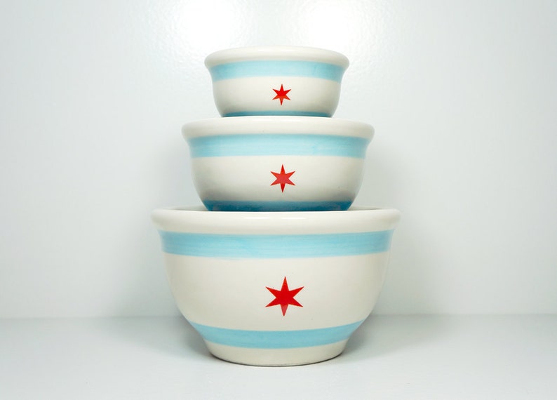 NESTING Serving Bowl set with the Chicago Flag design Easy to put away,a great Wedding Gift New Home Gift