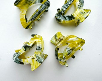 mini hair claw - green hair claw - yellow hair claw - small hair claw - hair clip - spring hair clips - women hair claw - pattern hair claw