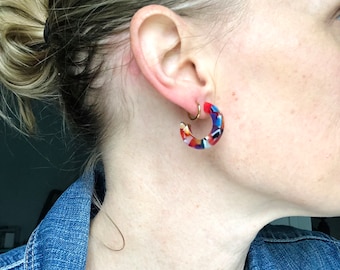 Confetti Acetate Hoop Earrings – Colorful Resin Jewelry, 1" Diameter