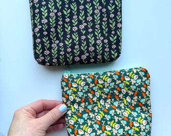 Floral Zipper Pouch – Cotton Lined Cosmetic Bag, 6-inch