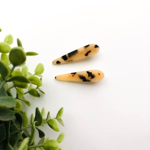 Tortoise shell hair clips - acetate hair clips - blonde tortoise shell clip - hair barrette - girls hair clip - womens hair clip - alligator