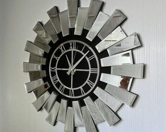 Minimalist Silver Mirorred Wall Clock, Modern Premium Luxury Home and Wall Decor Clock, Silver Frame Black Ground Large Silent Wall Clock