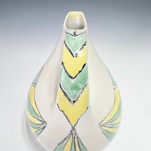 Porcelain Pouring Bird Jug pitcher image 3