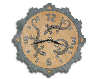 Gecko Lizard Group of Three Green Inlaid Wood on Rusted Steel Wall Clock