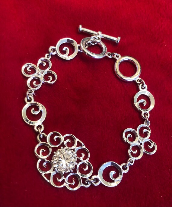Silvertone necklace with braclet - image 4