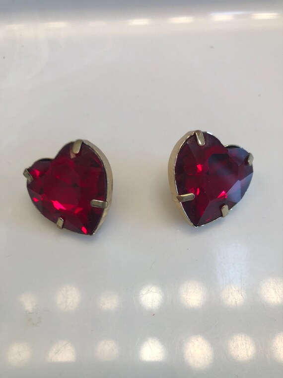 Ruby red pierced heart earrings - image 2