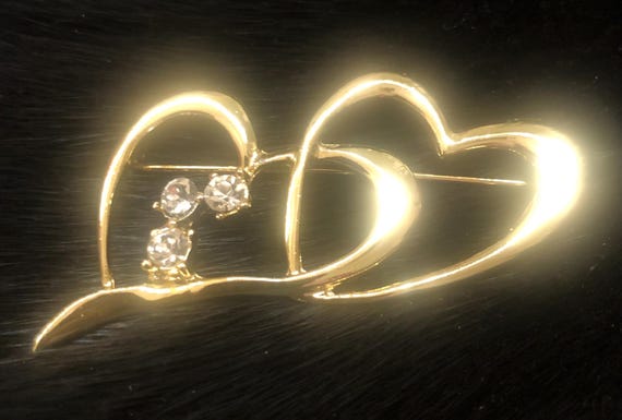 goldtone brooch with two interlocking hearts - image 3