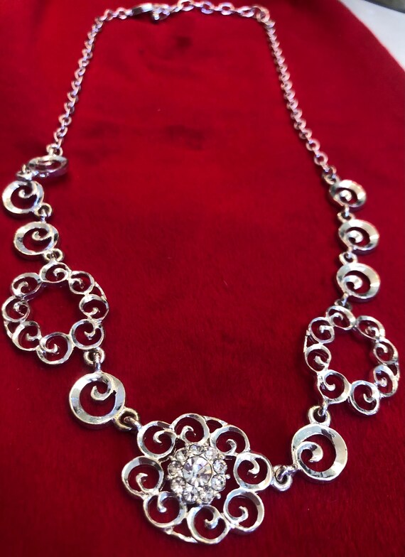 Silvertone necklace with braclet - image 5
