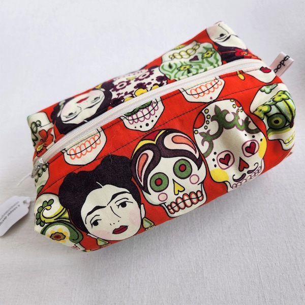 Cosmetic Bag-Sugar Skull- Frida-Zipper Pouch-Make up Bag