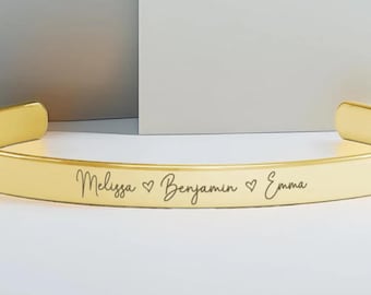 Engraved Names Stacking Bracelet for Moms - Personalized Cuff Layering Bracelet, Grandkid Name Bangle, Personalized Names Custom Mom Jewelry