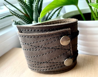 Wide Leather Cuff -  Unisex Wrap Bracelet - Contratsing Stitiching - Leather Cuff for Men - Modern Boho - Leather Gift - Third Anniversary