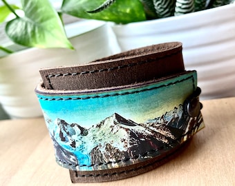 Glacier Mountain Print Leather Cuff Bracelet – Adjustable Unisex Wrap