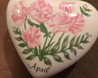 Vintage Russ April Birthday Month Ceramic Trinket Box