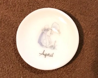 Vintage Miniature Precious Moments April Birthday Plate - Super Tiny!
