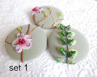 GREEN buttons, embroidered buttons, beaded buttons, sequin button set,  1 7/8 inches, 1.9 inches, 4.7 cm, 48.26 mm, size 75 buttons