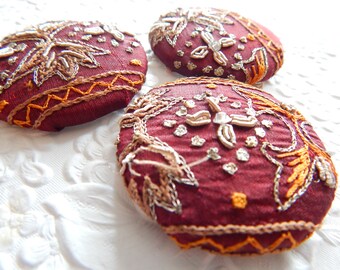 3 DARK RUST floral embroidered fabric buttons, make a ring, create a pendant, 1.9 inches, size 75 buttons