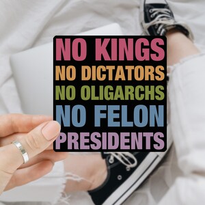 No Kings In America Anti Trump Sticker/Car Magnet, Political Decal for Car, Laptop, Bottle, Anti Trump, Political Sticker,Anti Trump Sticker