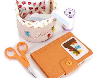 Basket and Needle Case Sewing Set, Storage for Quilting and Cross Stitch, Handy Sewing Basket Items, Thread Catcher and Needle Wallet