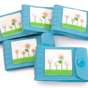 Small Sewing Case, Travel Size Needle and Thread Holder, Embroidered Felt Flowers on Turquoise Wool Felt Book, Sewing Project Organizer image 4