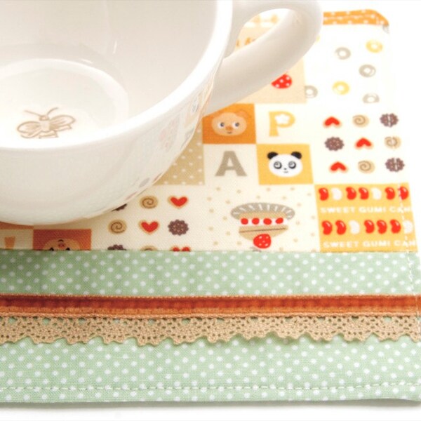 Kawaii Copa Coaster, mejores amigos, Patchwork japonés del Faux, cerdo y Panda con postres y dulces