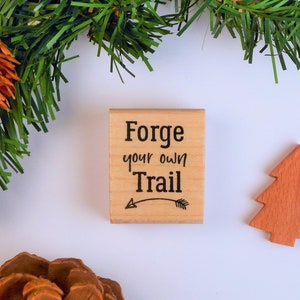 Smeed je eigen Trail Mounted Rubber Stamp - Kamperen, Wandelen, Outdoor Adventure - Be a Free Spirit - Sweet Grass Stamps #25