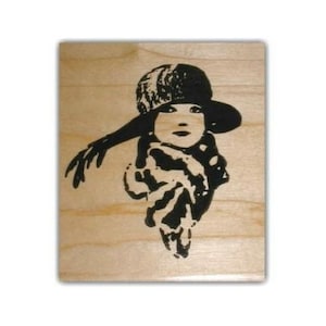 Vrouw met sjaal en hoed Flapper-stijl LG. rubber stempel, Lady, Roaring 20 's fashion, Art Deco stijl, persoon, mensen, Sweet Grass Stamps No. 2