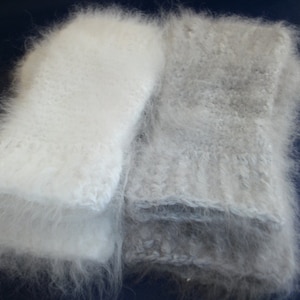 Luxurious Handspun Angora Fingerless Gloves: Soft Knit Mittens for Cozy Comfort