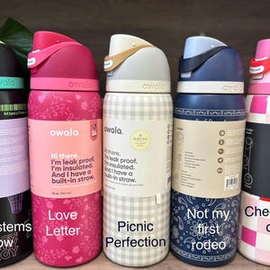 32oz Owala Freesip Water Bottles - Hard to find and Custom Built Owalas