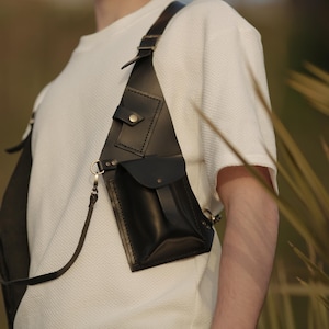 leather holster bag, holster bag, travel bag, shoulder bag, hipie bag
