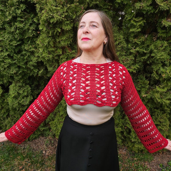 Crochet pattern and photo tutorial on how to make a long sleeve lace shrug or fancy style bolero for summer evenings and outside parties