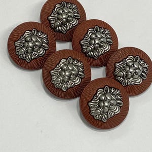Lion Emblem Tan Button Set: Coats, Jackets, Cardigans - 6 Piece image 8