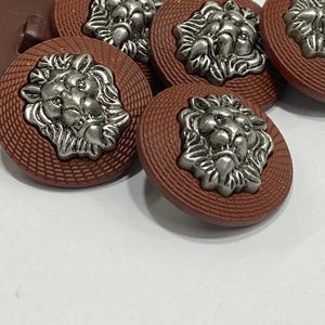 Lion Emblem Tan Button Set: Coats, Jackets, Cardigans - 6 Piece image 9