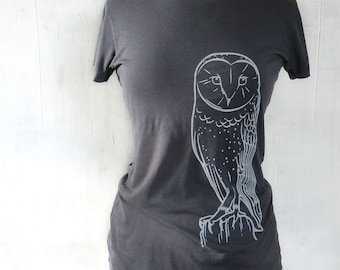 charcoal gray barn owl shirt women, nature lover tshirt for women best seller 2024, organic cotton tee, unique owl gifts for Mom, outdoorsy