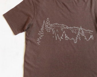 Mens Hemp T-shirt with Mountain Ridge - Brown - Screen Printed
