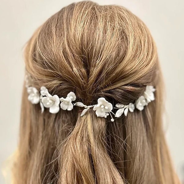 Silver Bridal Hair Vine, White Flower Hair Vine for Wedding, Silver Hairpiece,Flower Hair Vine for Boho Bride, White Flower Bridal Hair Vine