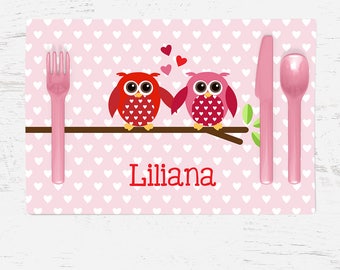 Children's Placemat - Valentine's Day Owls Placemat - Personalized with Child's Name - Custom Placemat - Pink and Red Owls