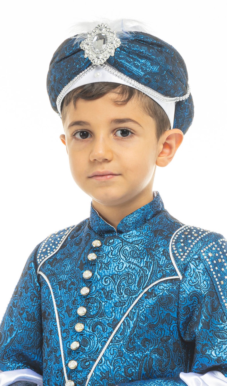 Boy's Circumcision Sultan Costume, Queen Eid Ottoman Caftan Suit image 4