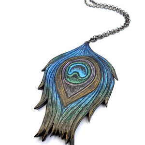 Metallic Blue, Green and Purple Peacock Feather Necklace Strut your Stuff image 3