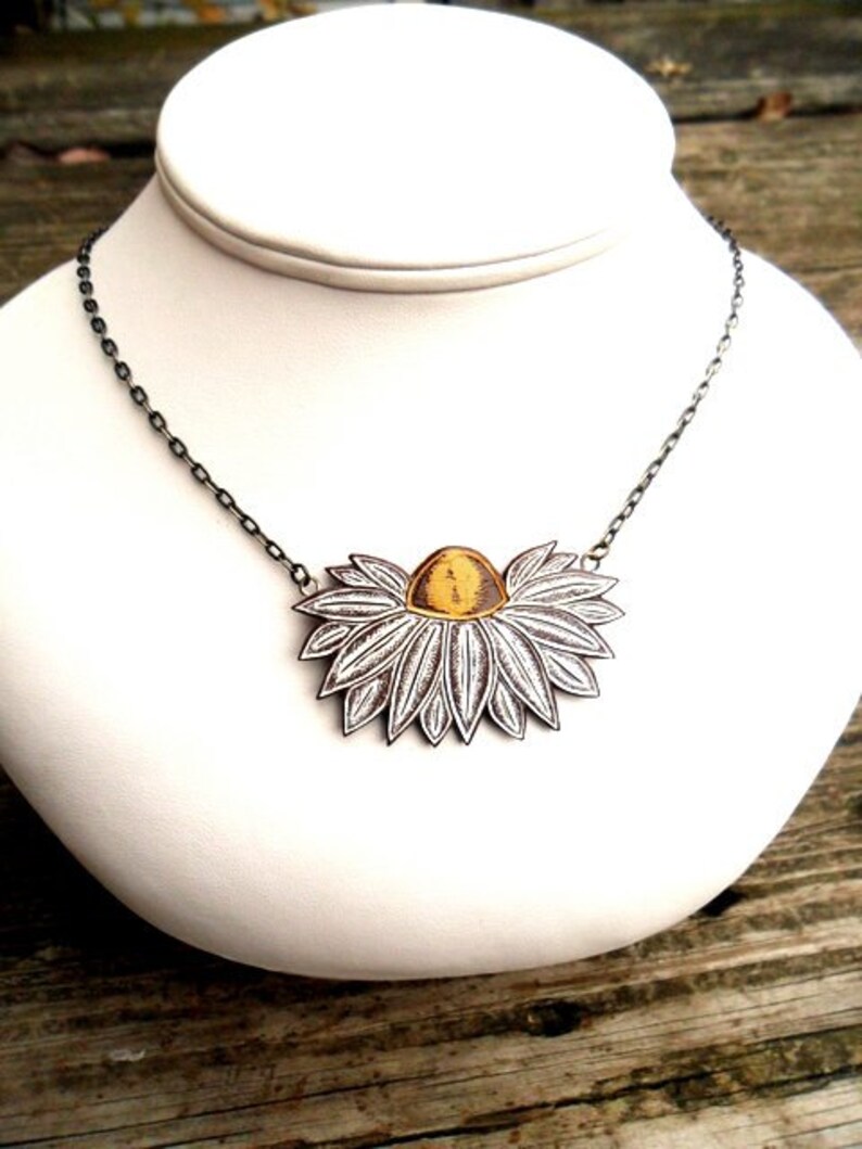 White and Yellow Daisy Flower Pendant Necklace Jewelry image 4