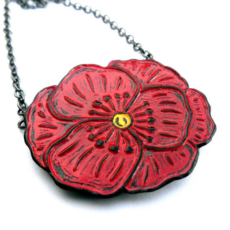 Red poppy necklace Clearance