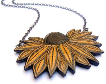 Black-Eyed Susan Yellow Flower Necklace Jewelry - Preakness